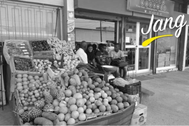 Design and launch of mobile app for street vendors - Case of Jang